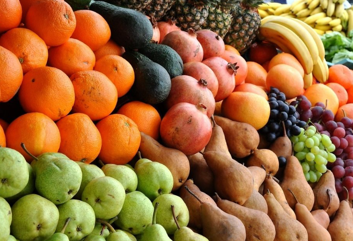 這些人 吃水果悠著點